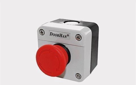 Кнопка stop для аварийной остановки привода